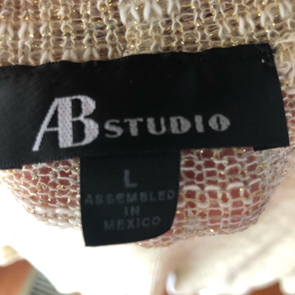 Sweater - Picture 3 of 3